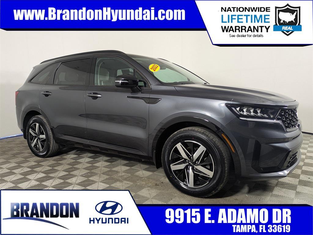used 2022 Kia Sorento car, priced at $22,107