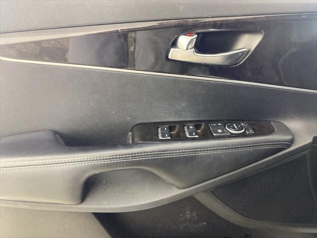 used 2016 Kia Sorento car, priced at $11,591