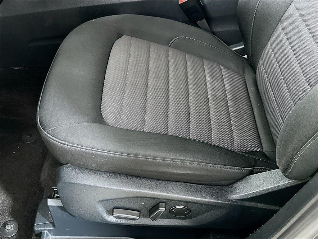 used 2020 Ford Edge car, priced at $16,992