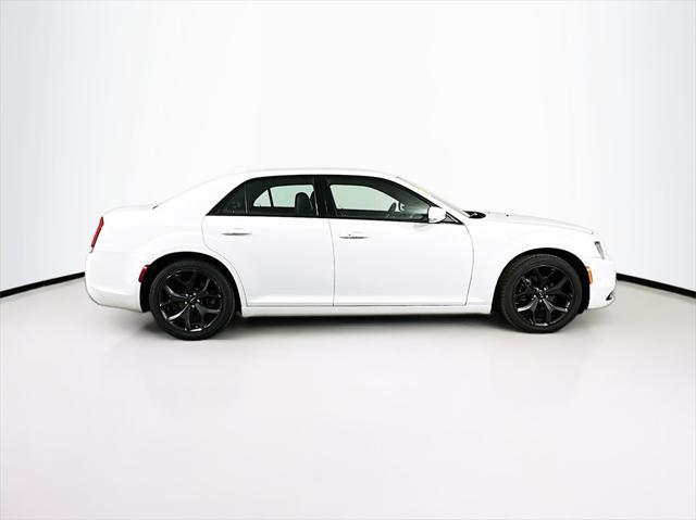 used 2022 Chrysler 300 car, priced at $21,692