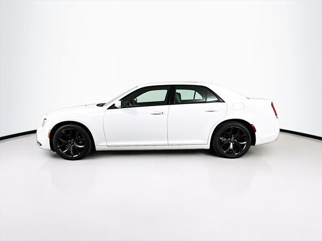 used 2022 Chrysler 300 car, priced at $21,692