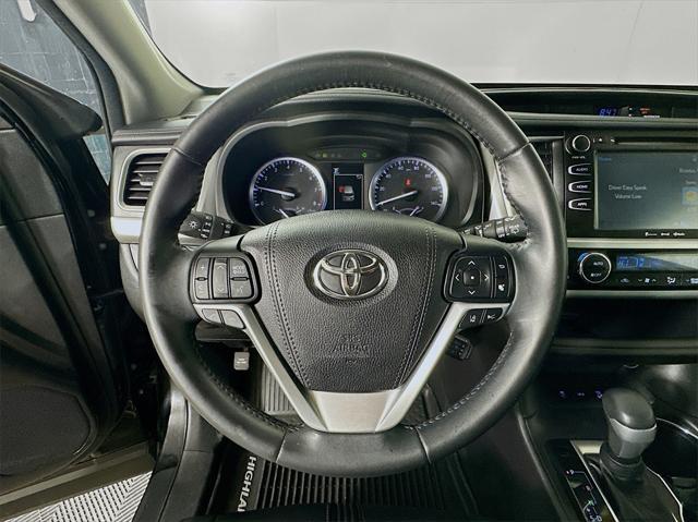 used 2018 Toyota Highlander car, priced at $23,592