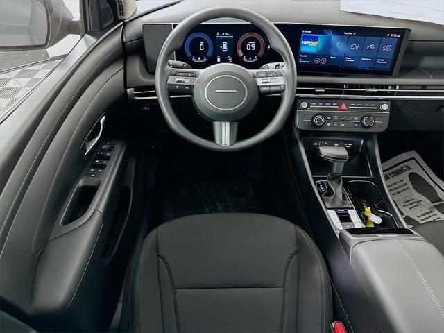 new 2025 Hyundai Tucson car, priced at $28,236
