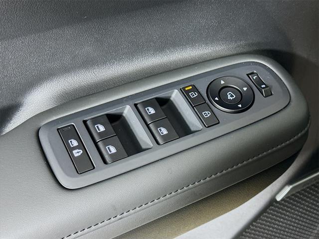 new 2025 Hyundai Santa Fe car, priced at $42,304