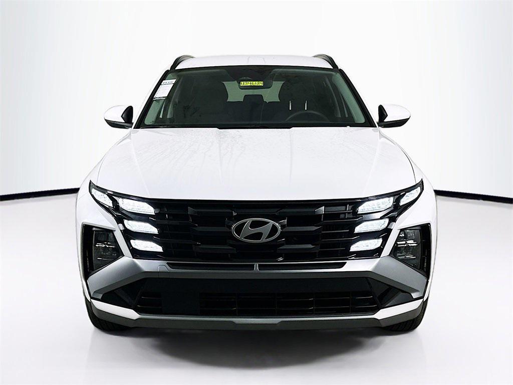 new 2025 Hyundai TUCSON Hybrid car, priced at $29,504