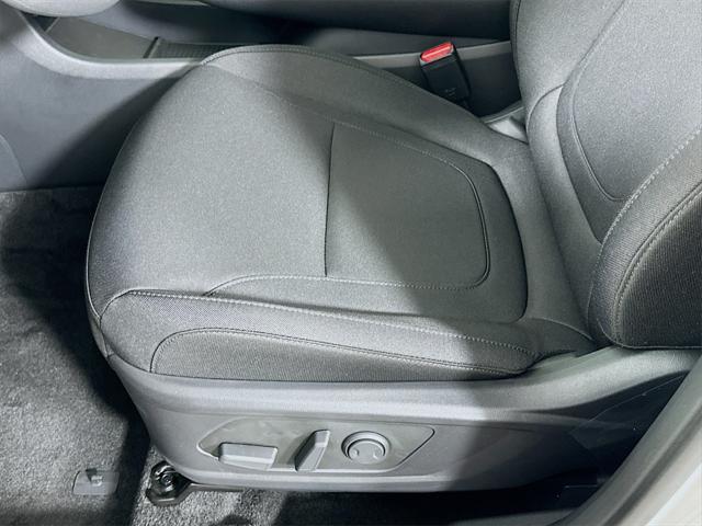 new 2025 Hyundai TUCSON Hybrid car, priced at $33,874