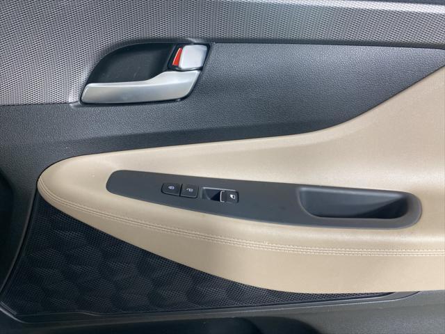 used 2019 Hyundai Santa Fe car, priced at $16,071