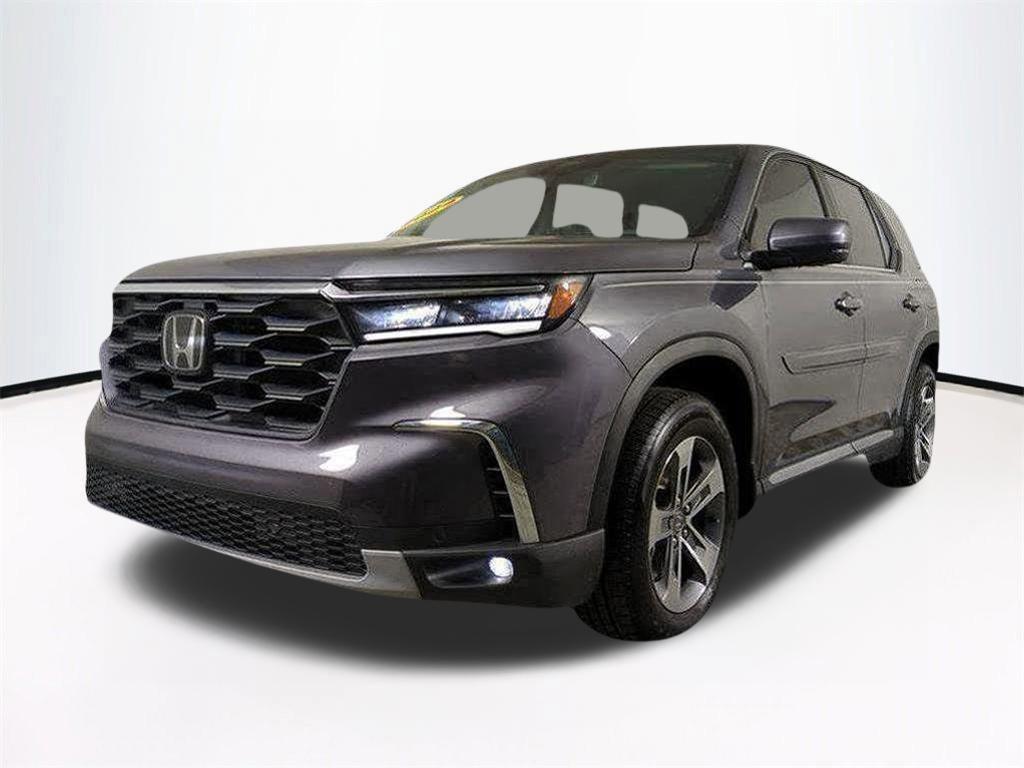 used 2024 Honda Pilot car, priced at $36,828