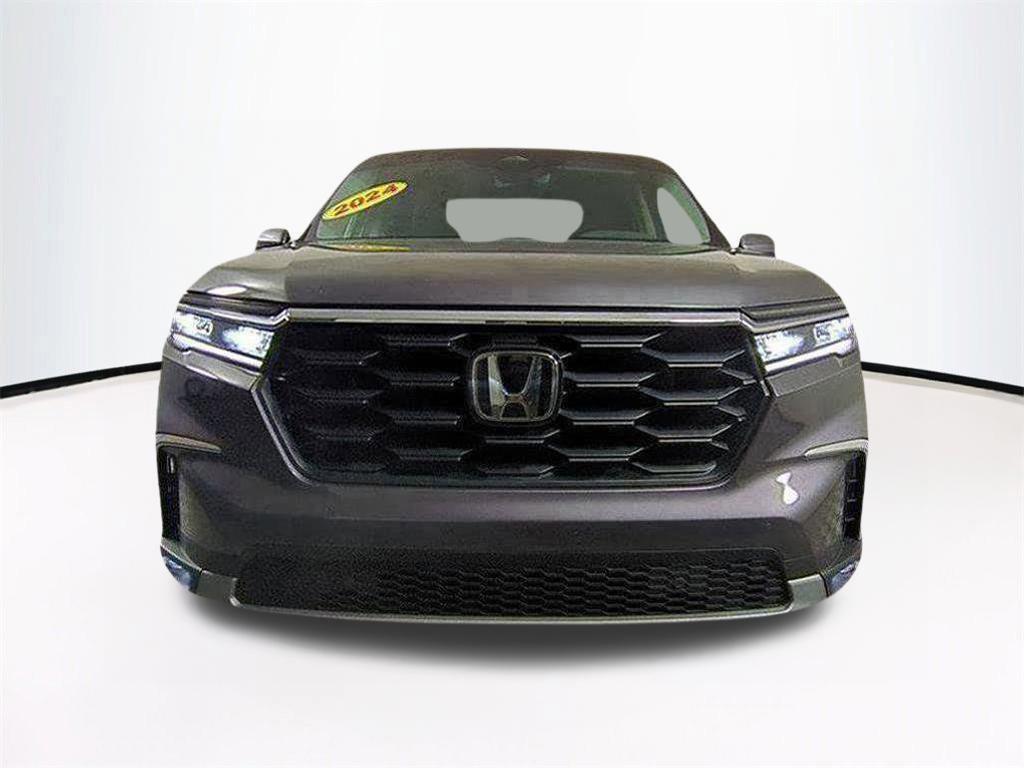 used 2024 Honda Pilot car, priced at $36,828