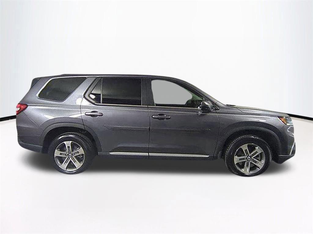 used 2024 Honda Pilot car, priced at $36,828