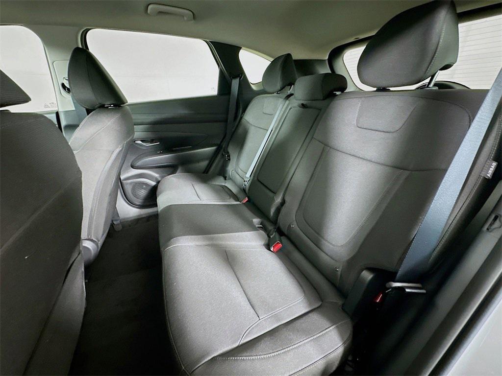 new 2025 Hyundai TUCSON Hybrid car, priced at $29,106