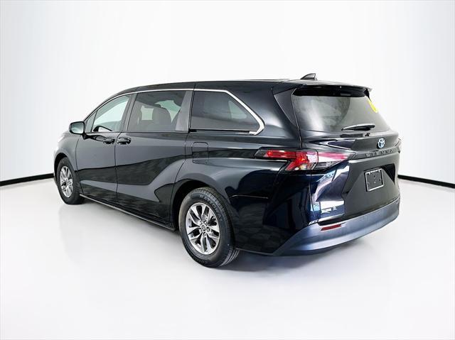 used 2022 Toyota Sienna car, priced at $32,595