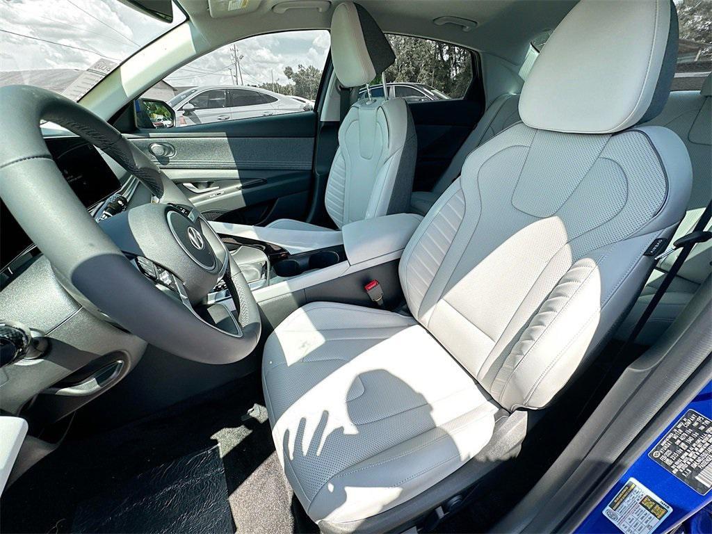 new 2025 Hyundai ELANTRA HEV car, priced at $26,201