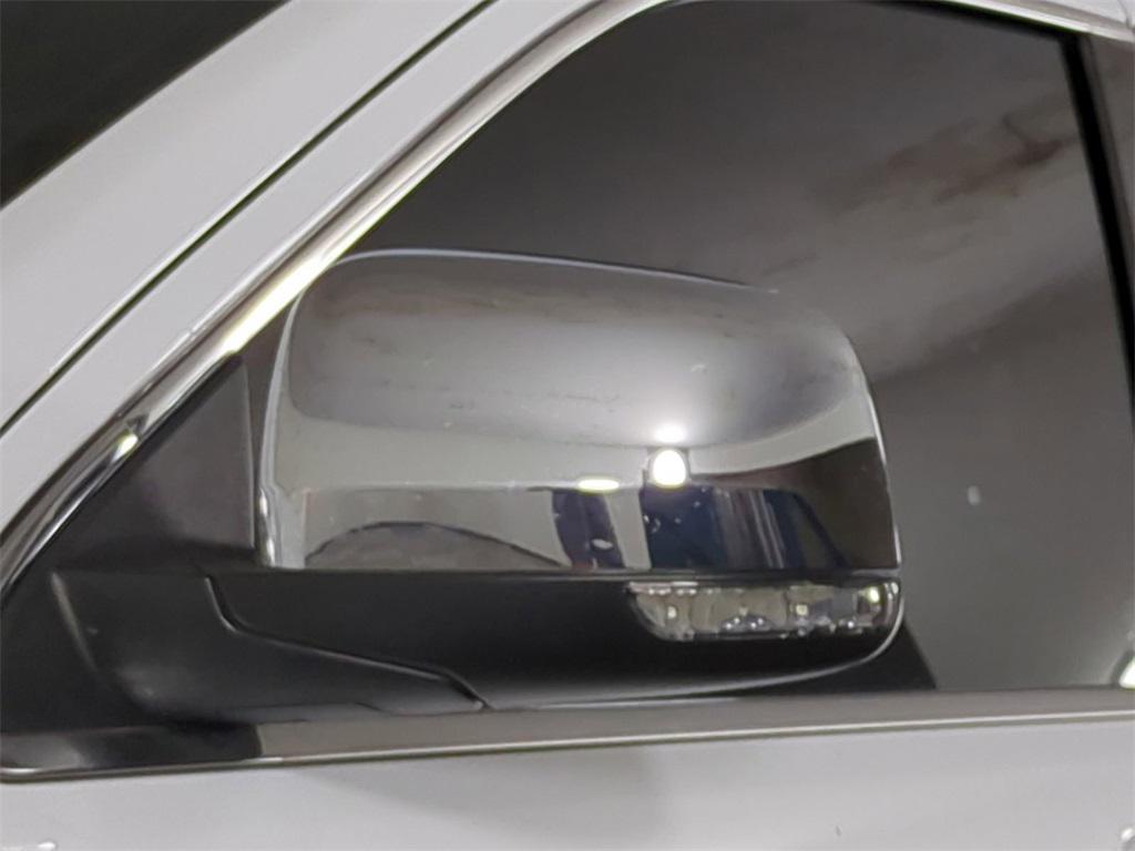used 2020 Jeep Grand Cherokee car, priced at $15,187