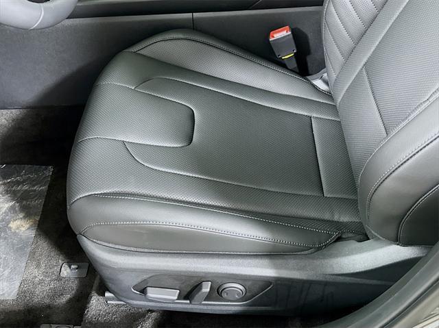 new 2025 Hyundai Elantra car, priced at $26,366