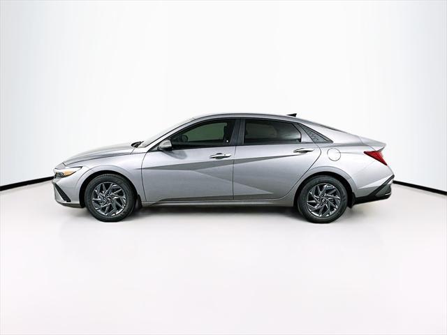 new 2025 Hyundai ELANTRA HEV car, priced at $25,074