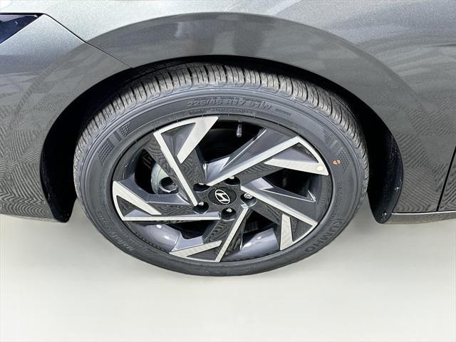 new 2025 Hyundai Elantra car, priced at $22,909
