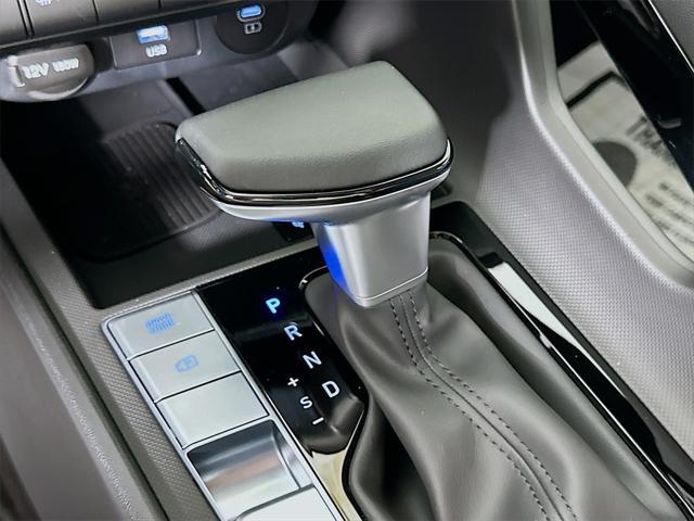 new 2025 Hyundai Elantra car, priced at $26,446