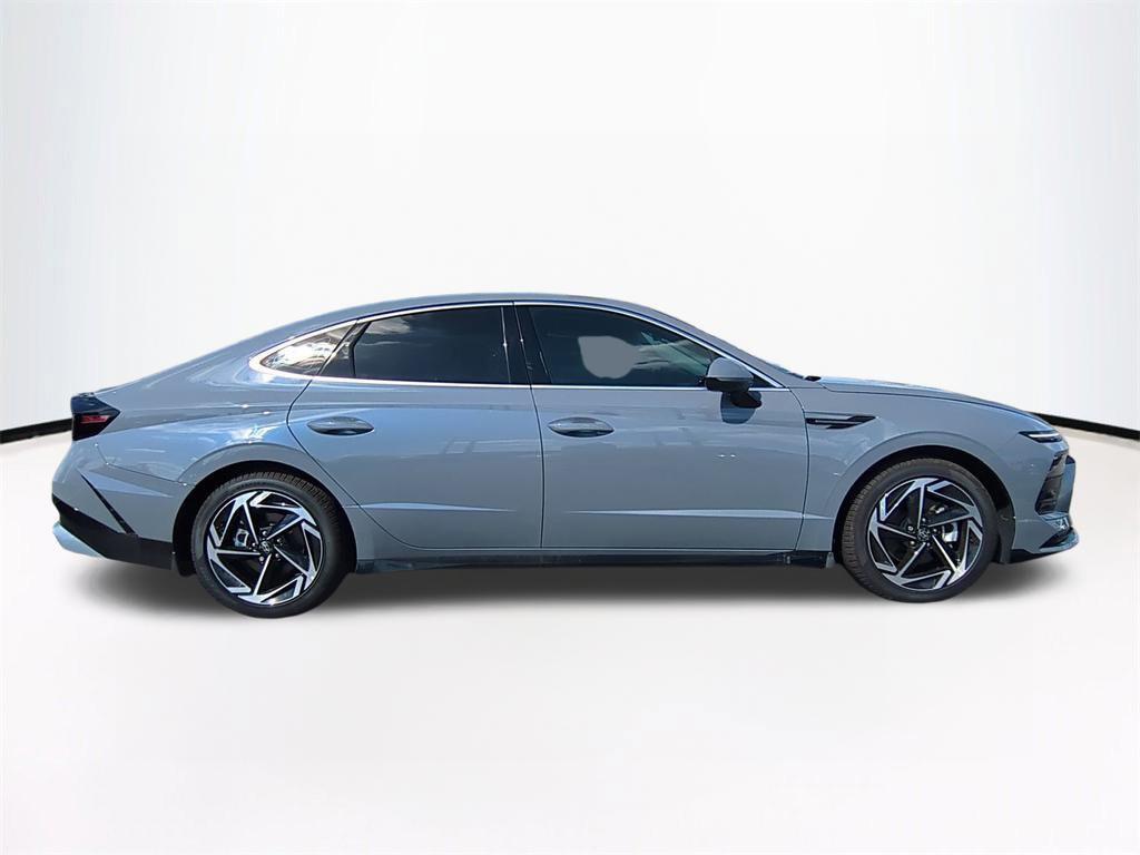 new 2025 Hyundai Sonata car, priced at $26,990
