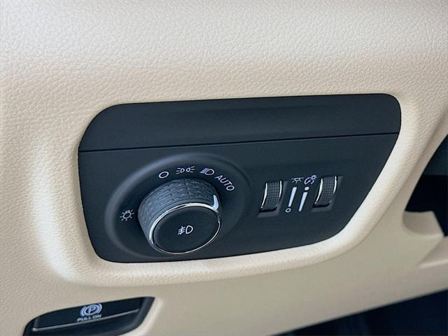 used 2023 Jeep Grand Cherokee L car, priced at $30,763