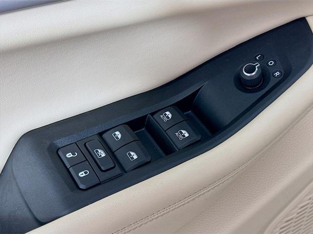 used 2023 Jeep Grand Cherokee L car, priced at $30,763