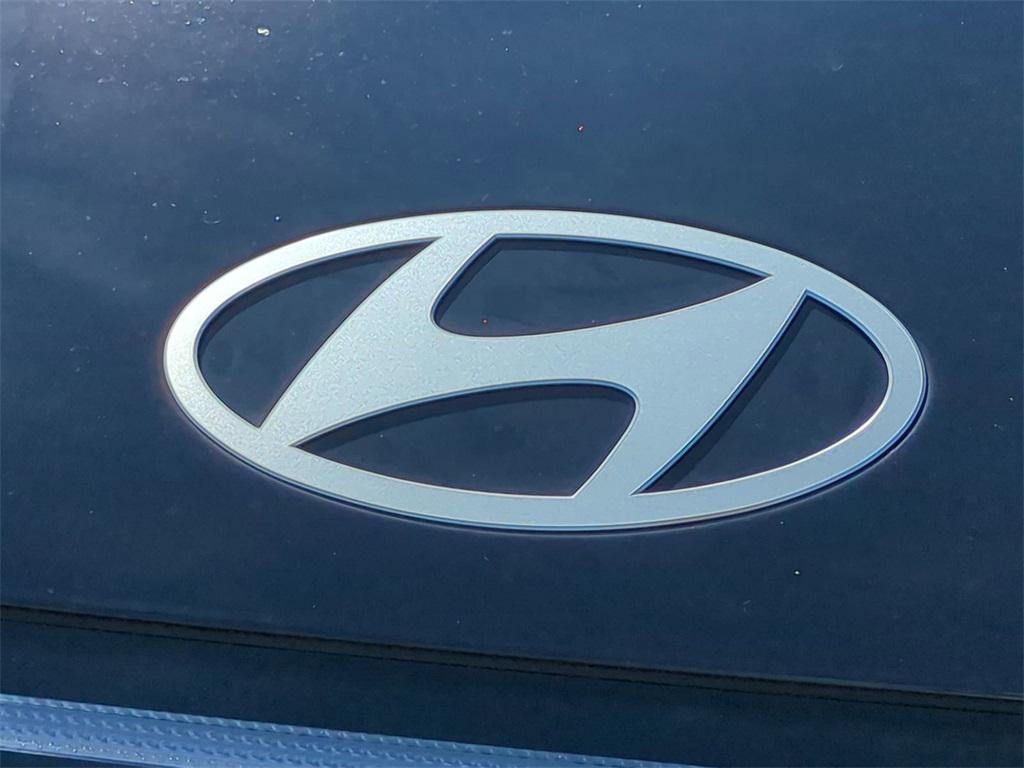 new 2025 Hyundai Sonata Hybrid car, priced at $26,498