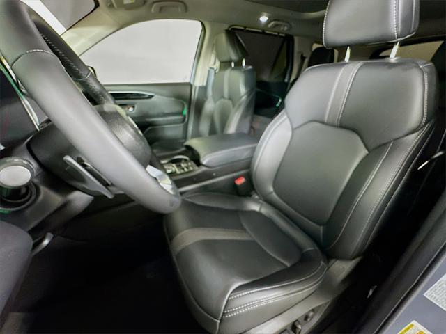 used 2025 Honda Pilot car, priced at $46,291