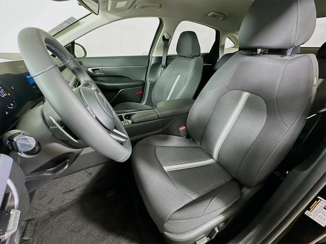 new 2025 Hyundai Sonata Hybrid car, priced at $31,425