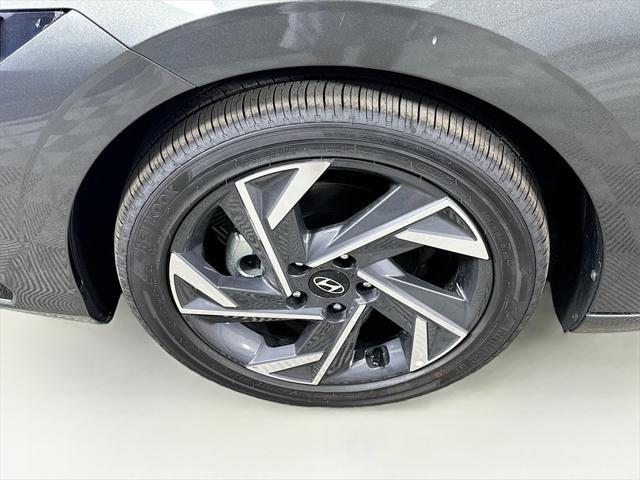 new 2025 Hyundai Elantra car, priced at $25,539
