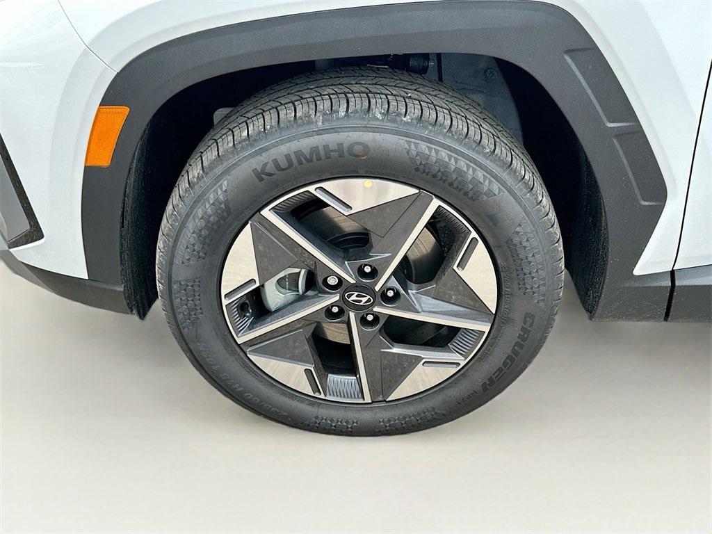 new 2025 Hyundai Tucson car, priced at $30,458