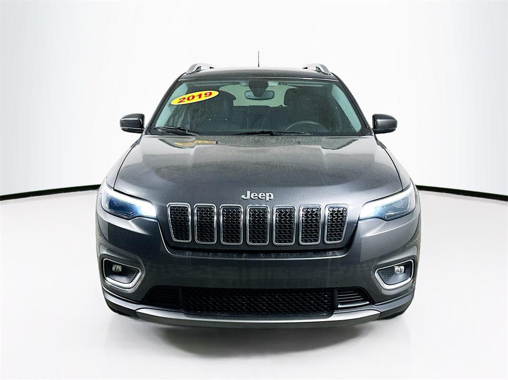 used 2019 Jeep Cherokee car, priced at $14,989