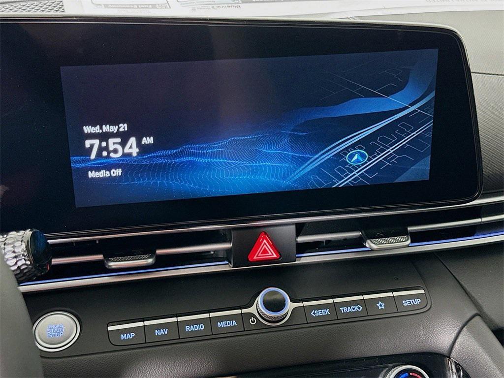 new 2025 Hyundai Elantra car, priced at $27,696