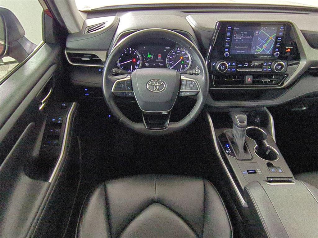 used 2021 Toyota Highlander car, priced at $28,693