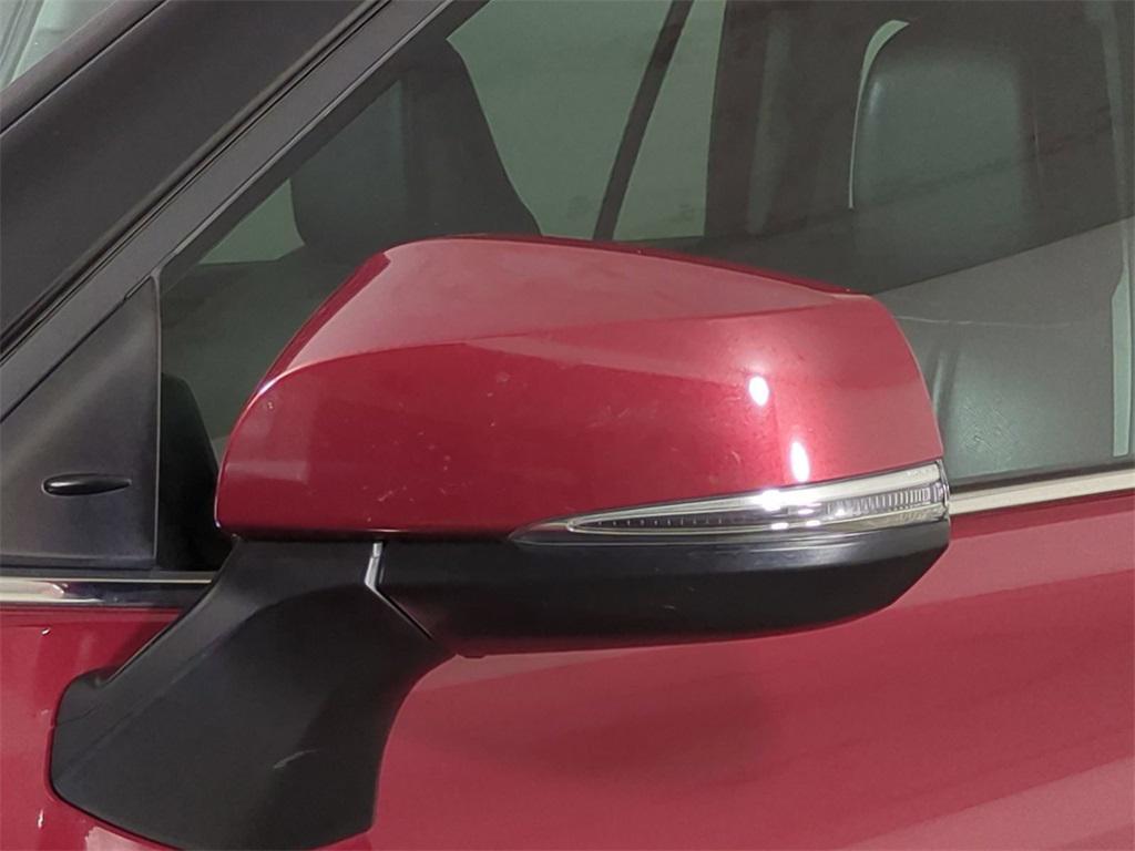 used 2021 Toyota Highlander car, priced at $28,693