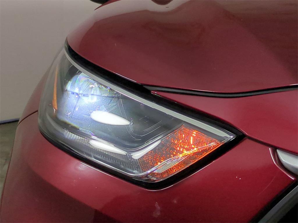 used 2021 Toyota Highlander car, priced at $28,693