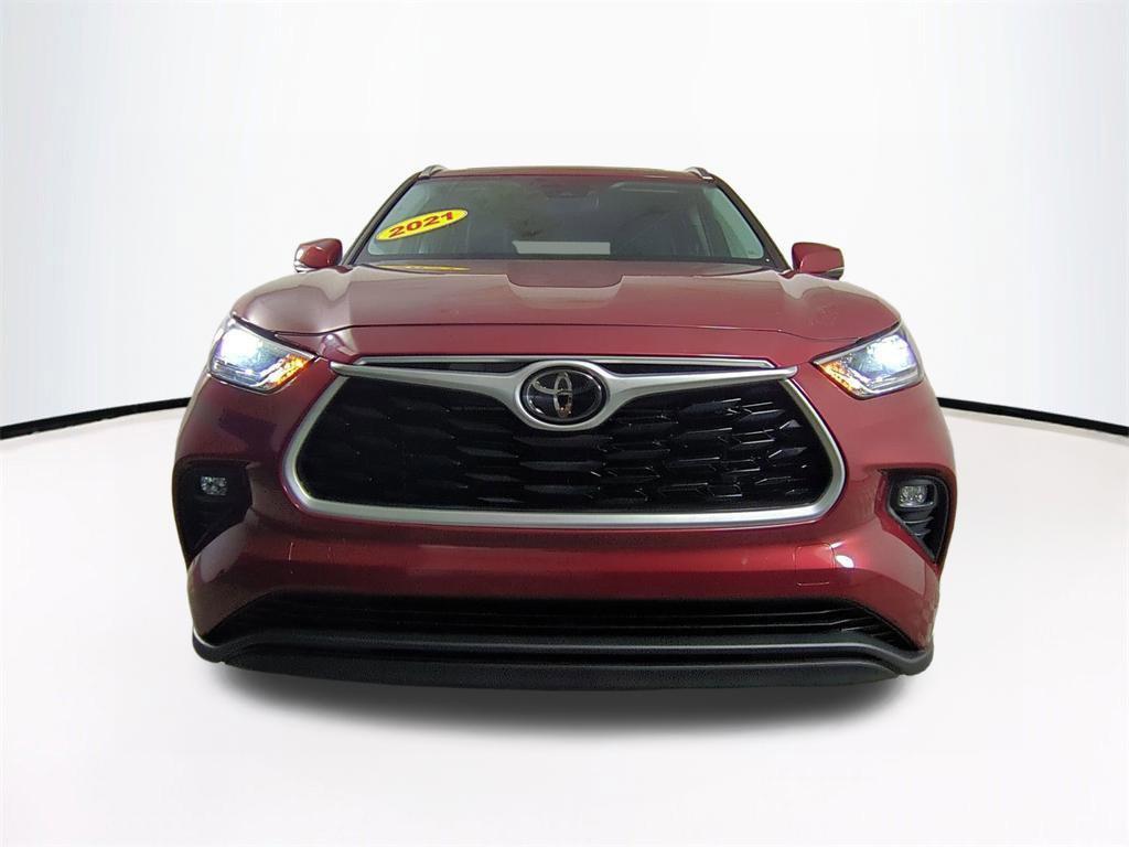 used 2021 Toyota Highlander car, priced at $28,693