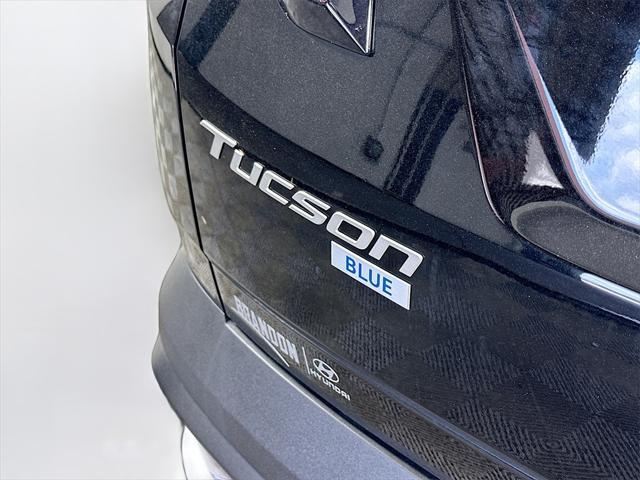 new 2025 Hyundai TUCSON Hybrid car, priced at $33,388