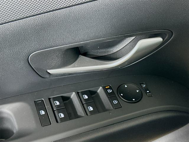 new 2025 Hyundai TUCSON Hybrid car, priced at $33,388
