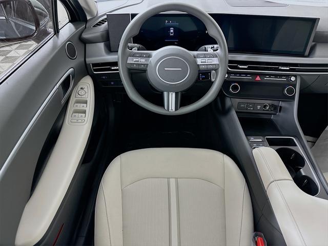 new 2025 Hyundai Sonata car, priced at $28,658