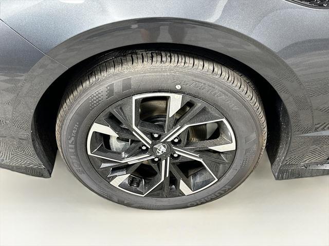 new 2025 Hyundai Sonata car, priced at $28,658