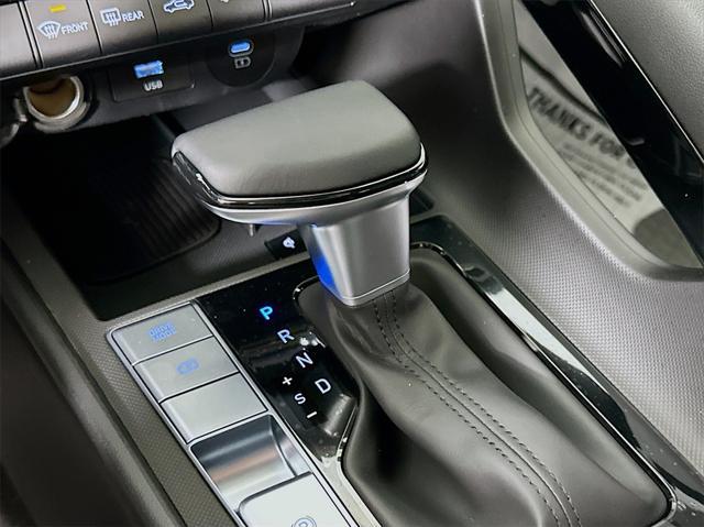 new 2025 Hyundai Elantra car, priced at $25,527