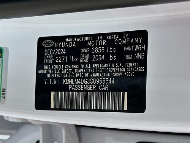 new 2025 Hyundai Elantra car, priced at $23,393