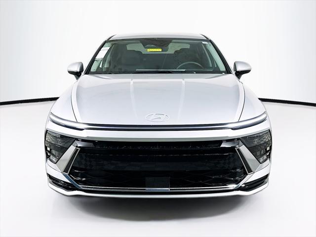 new 2025 Hyundai Sonata Hybrid car, priced at $30,793