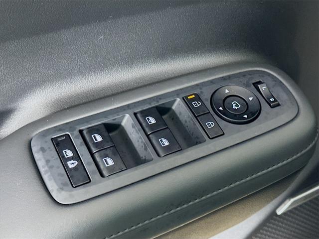 used 2025 Hyundai Santa Fe car, priced at $39,183