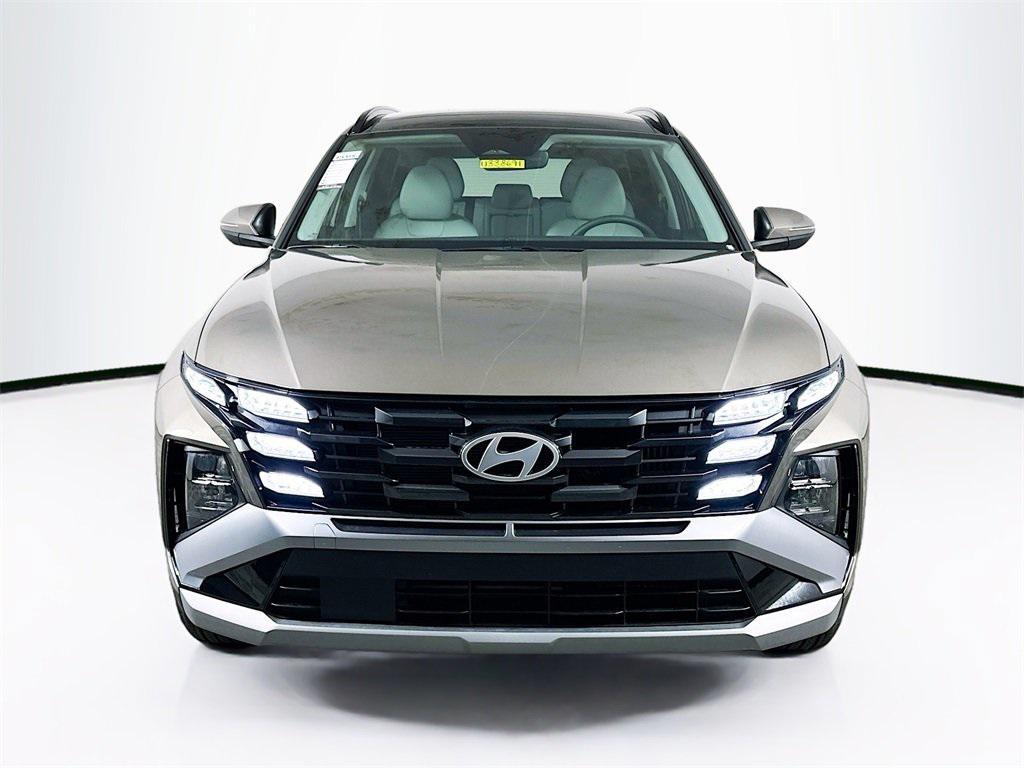 new 2025 Hyundai TUCSON Hybrid car, priced at $37,686