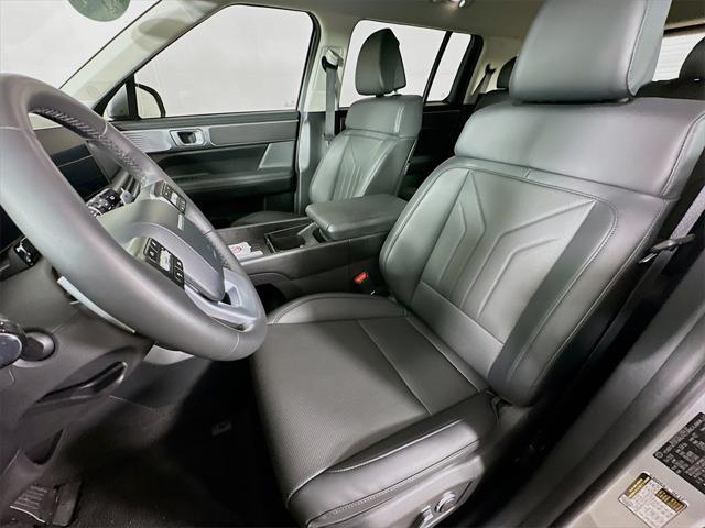 used 2025 Hyundai Santa Fe car, priced at $34,692