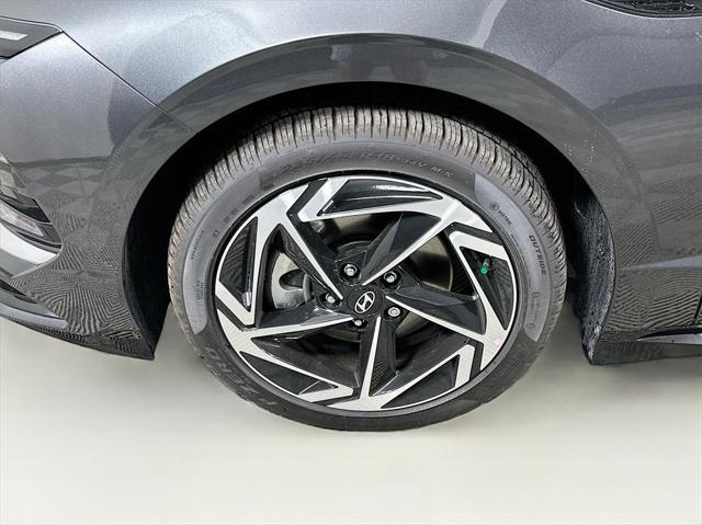 new 2025 Hyundai Sonata car, priced at $29,423