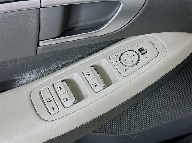 new 2025 Hyundai Sonata car, priced at $29,423