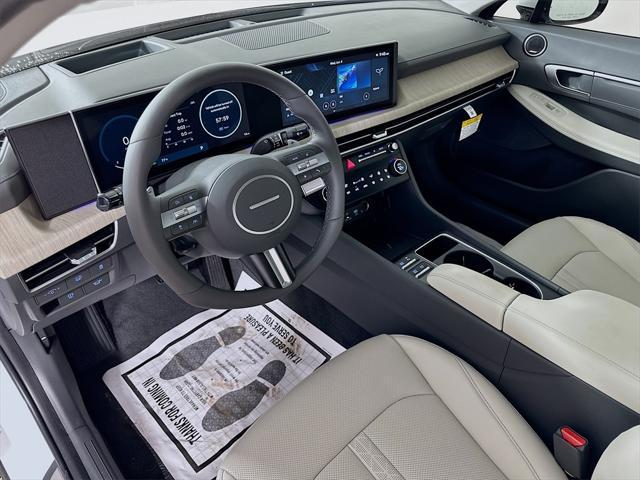 new 2025 Hyundai Sonata Hybrid car, priced at $37,578