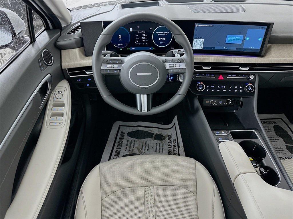 new 2025 Hyundai Sonata Hybrid car, priced at $34,779